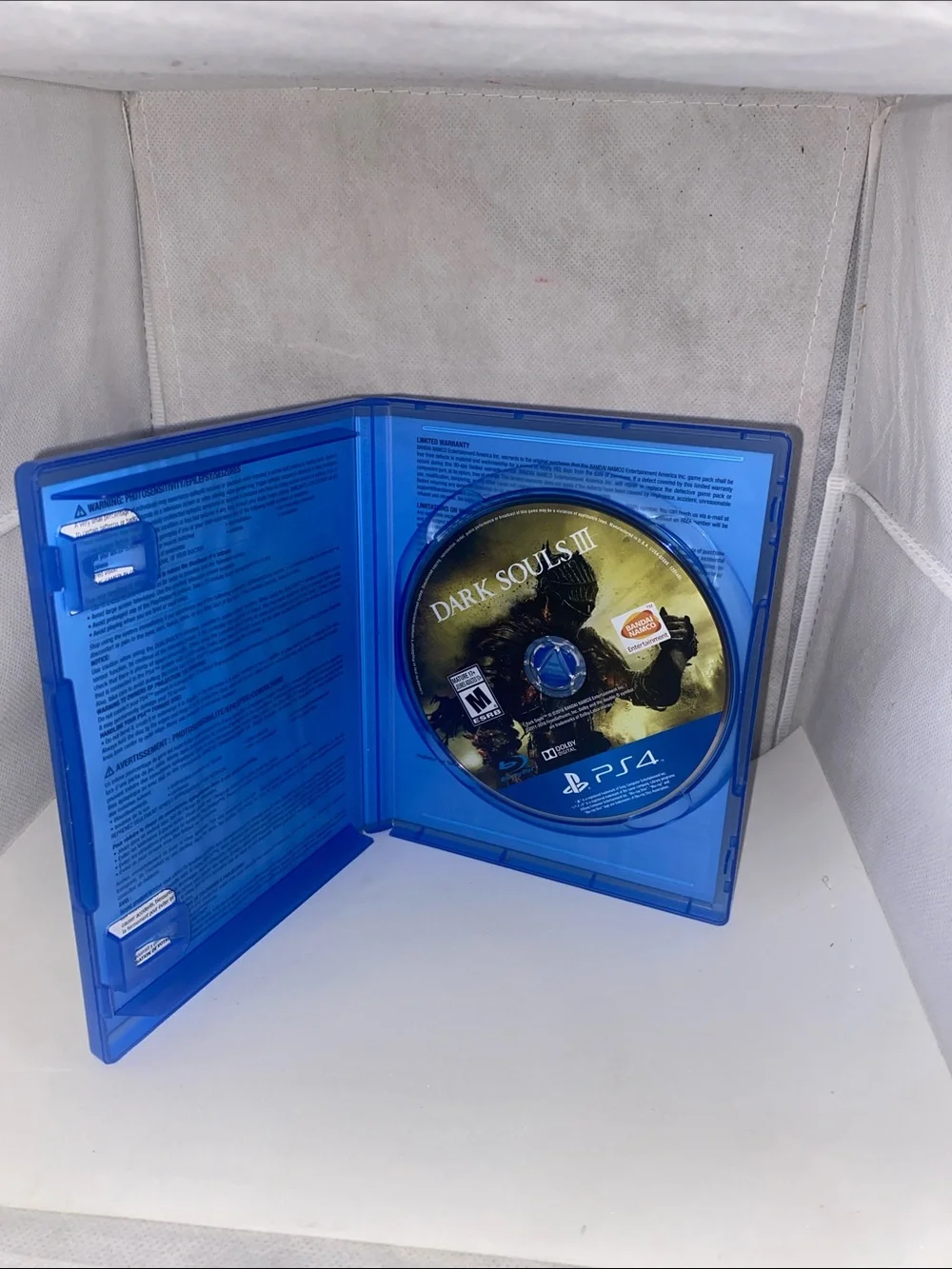 PlayStation 4 Dark Souls III - Black & Gold Cover